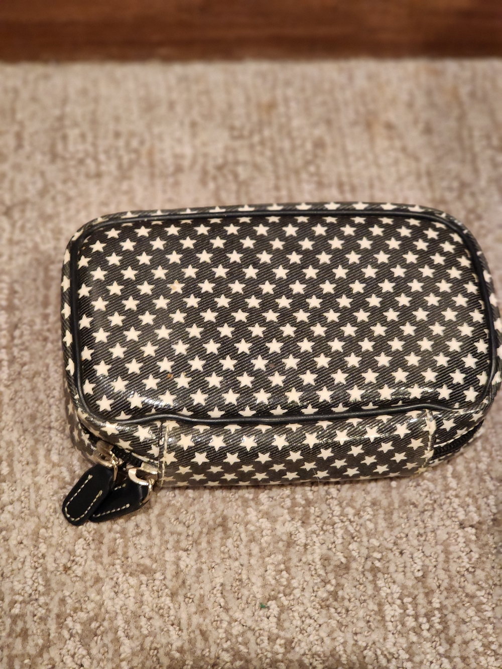 Tommy Hilfiger Black Travel Wallet/ Pouch with Logo Patch - Picture 2 of 5